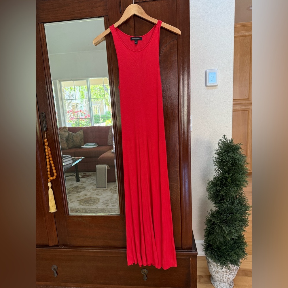 Racer back banana republic maxi dress